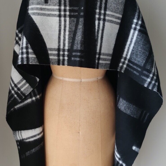 NWT Unisex ALLSAINTS Logo Reversible Plaid Scarf 100% Wool - Picture 5 of 12